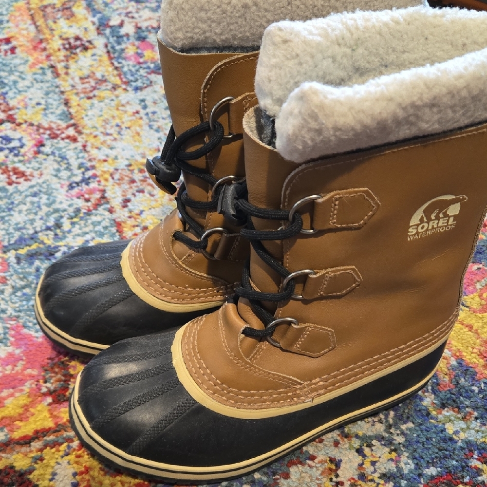 Kids Sorel Insulated Tan and Black Winter Boots
